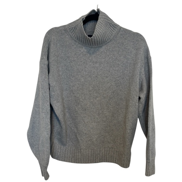 Gap Women’s Gray Turtleneck Sweater Size Extra Small - Picture 1 of 7
